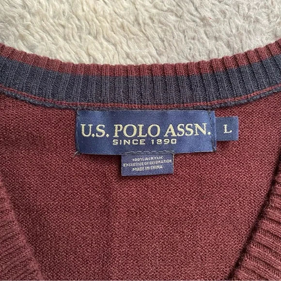 U.S. Polo Assn V Neck Sweater Mens Large Maroon Blue Grey - Picture 3 of 6